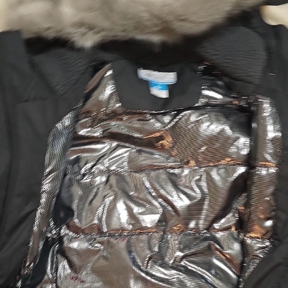 EUC Columbia Women's Suttle Mountain™ Long Insulated Jacket • M • Black/Charcoal - Picture 7 of 14